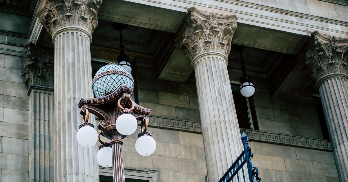 Courthouse classical columns