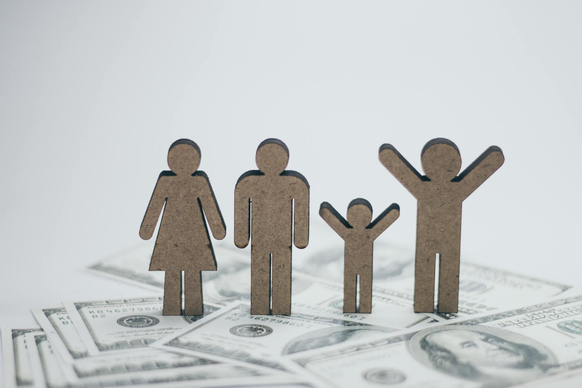 Swiss Family Foundation Wealth Planning: Where It Fits in Your Family's Structure