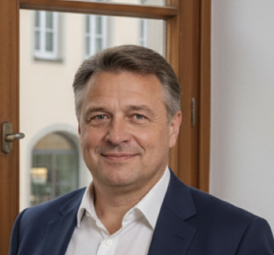 Hansruedi Mueller, Swiss foundation lawyer